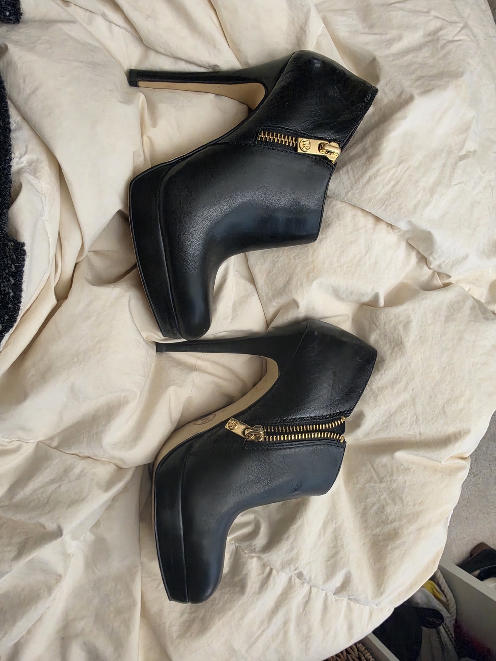 MICHAEL Michael Kors Black Leather Platform Stiletto Booties 5M